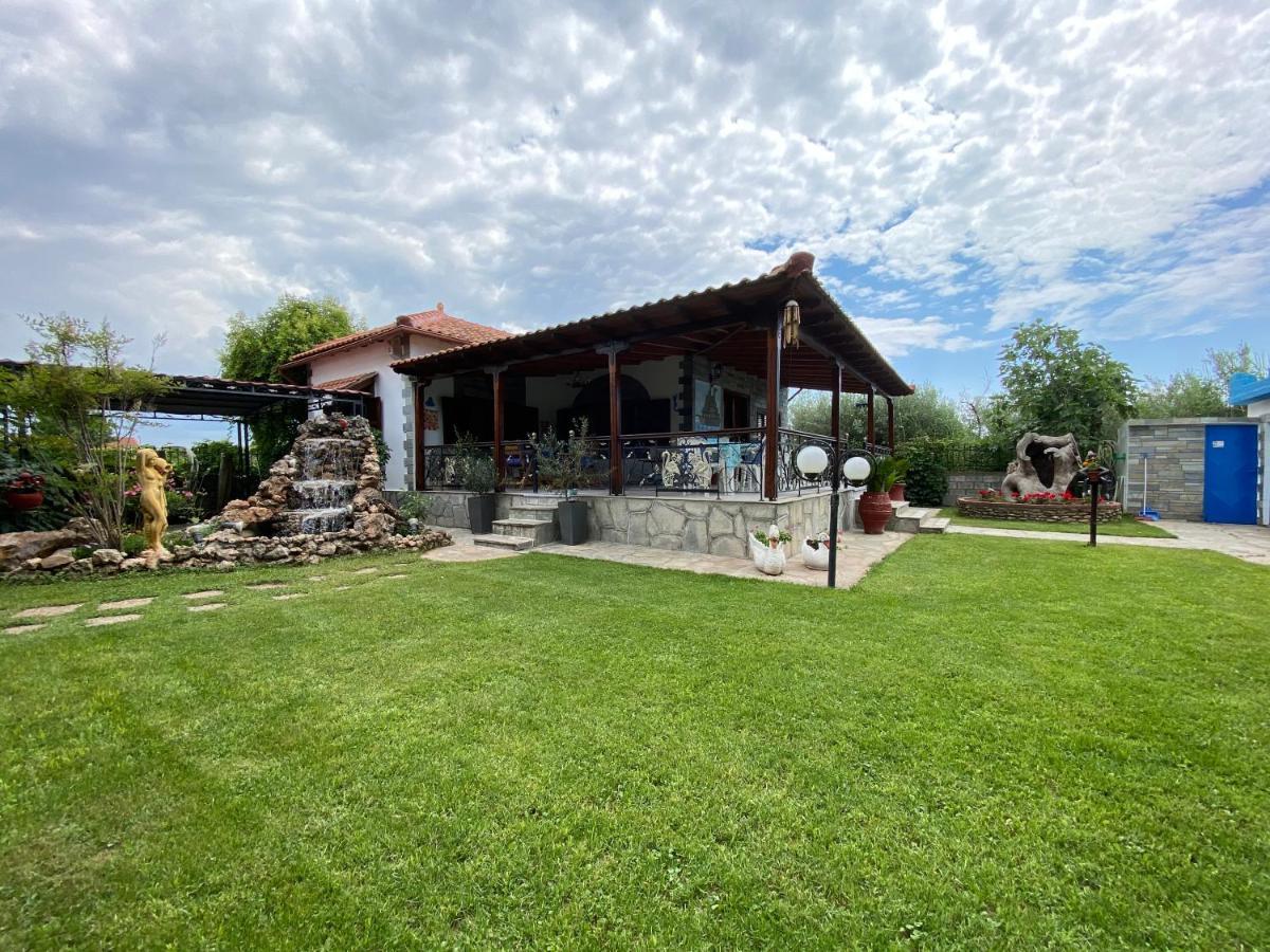 Beachfront Cottage Nea Triglia Luaran gambar