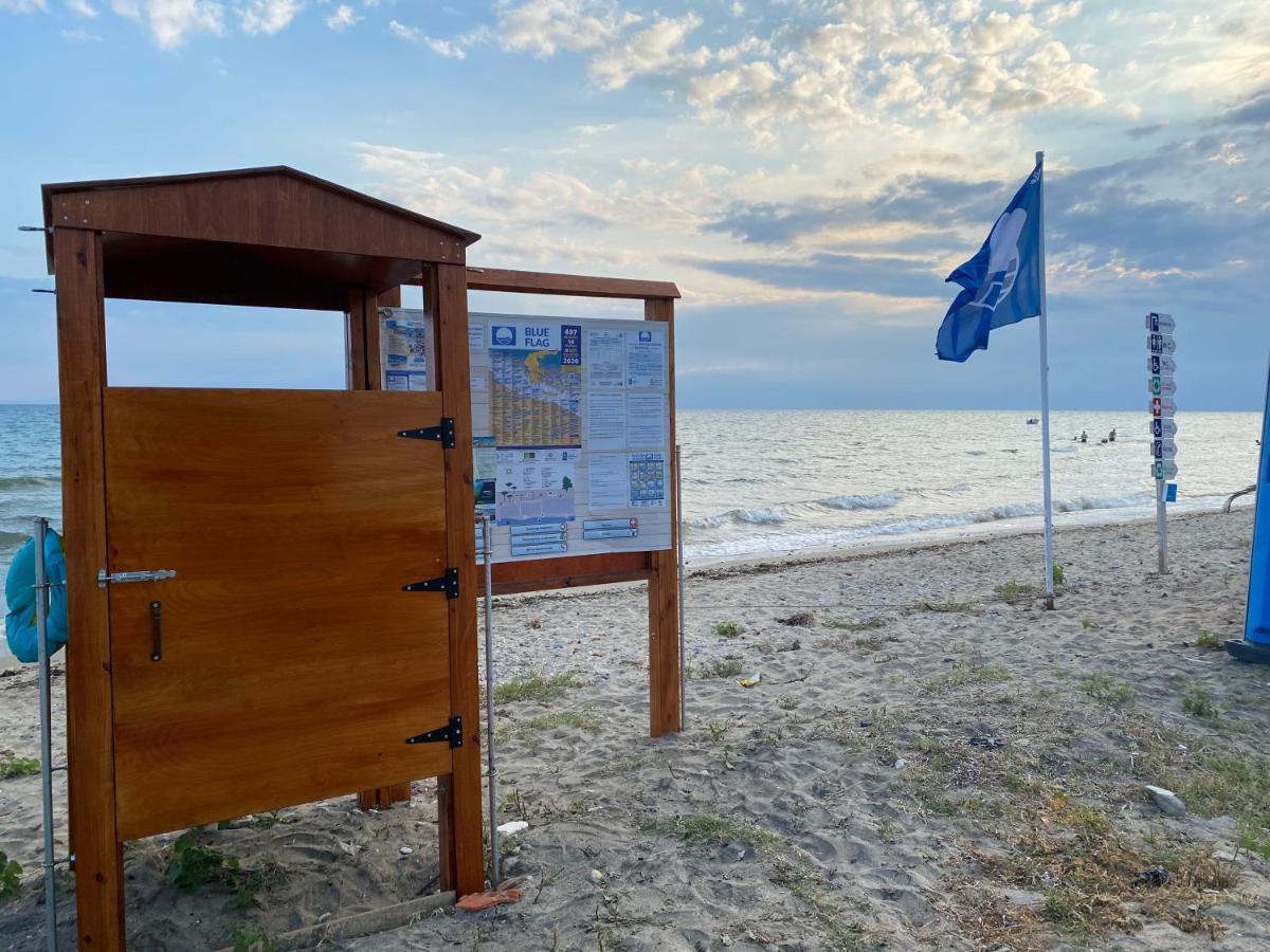 Beachfront Cottage Nea Triglia Luaran gambar